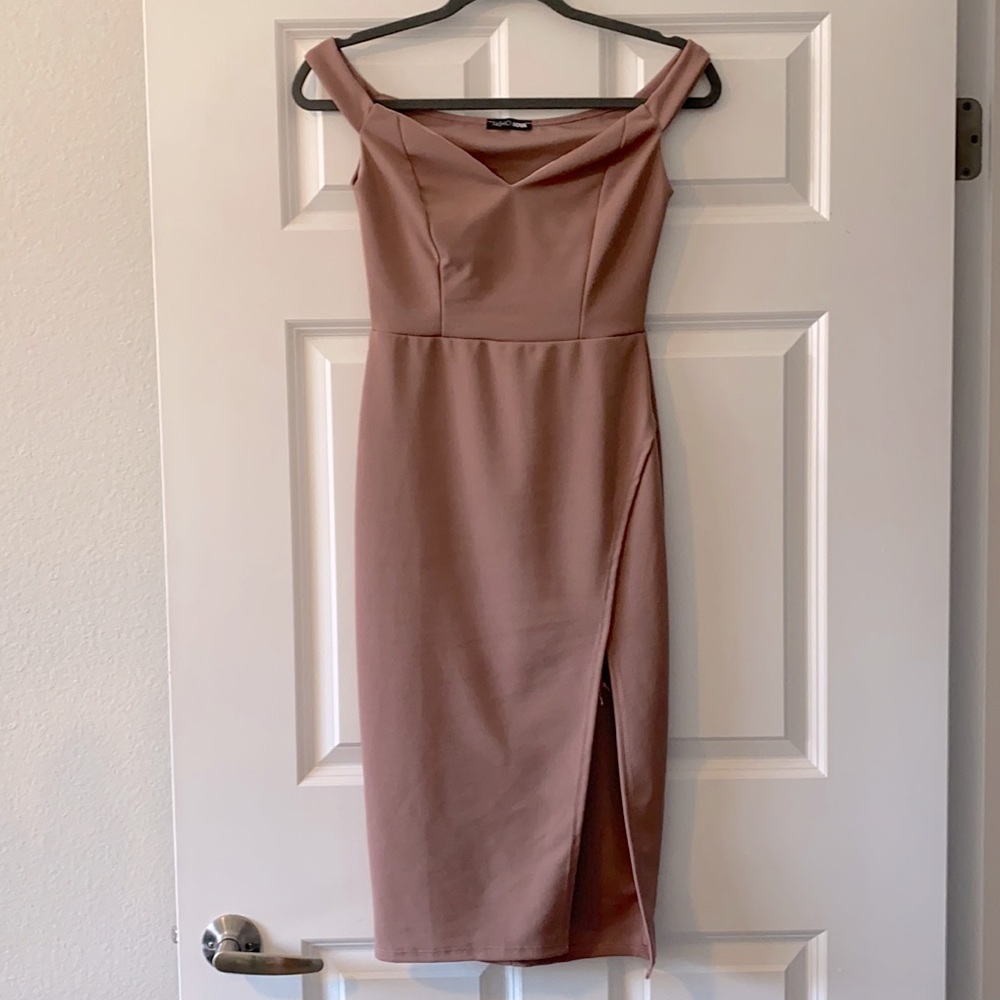 Mauve/Pink Off Shoulder Cocktail Dress w/ Slit